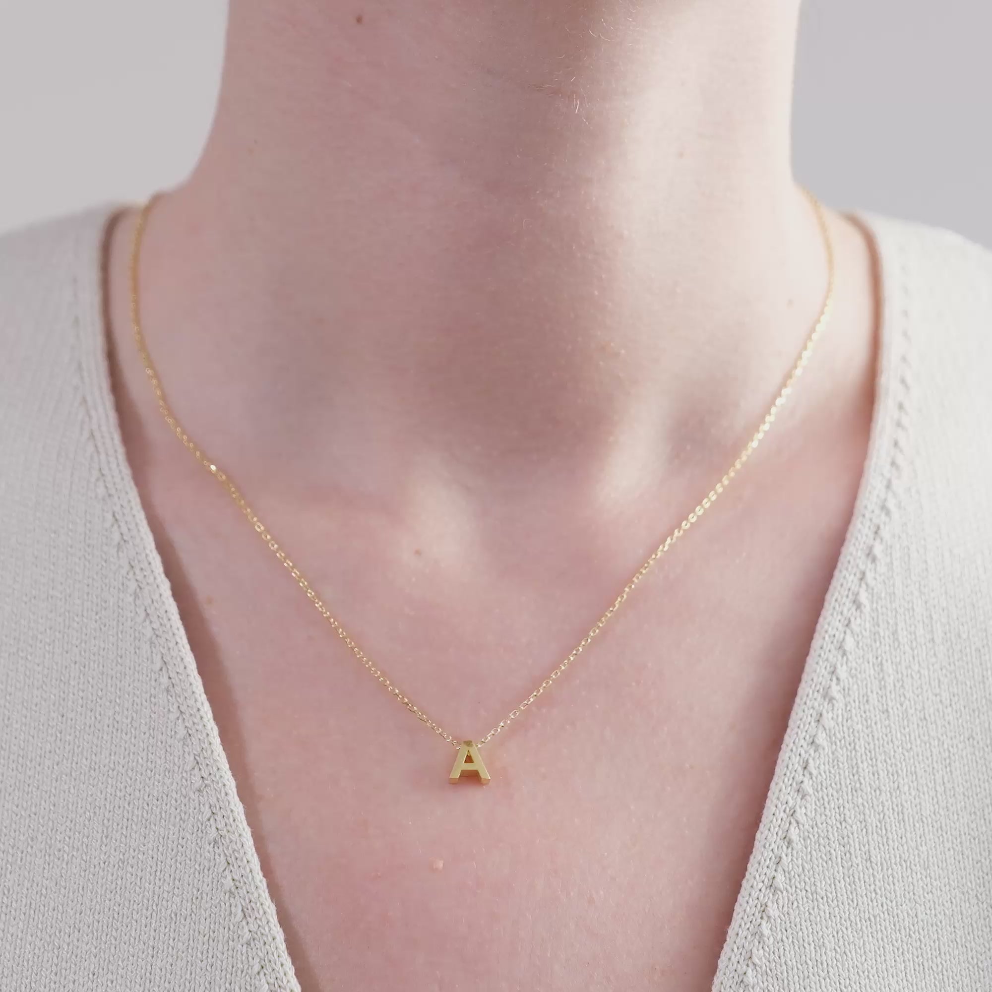 3D-halsband med initial